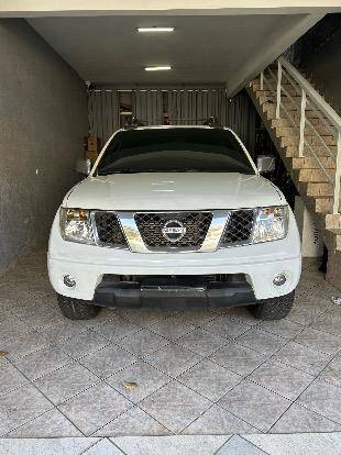 NISSAN FRONTIER 2.5 LE 4X4 CD TURBO ELETRONIC DIESEL 4P AUTOMÁTICO NISSAN FRONTIER 2.5 LE 4X4 CD TURBO ELETRONIC DIESEL 4P AUTOMÁTICO